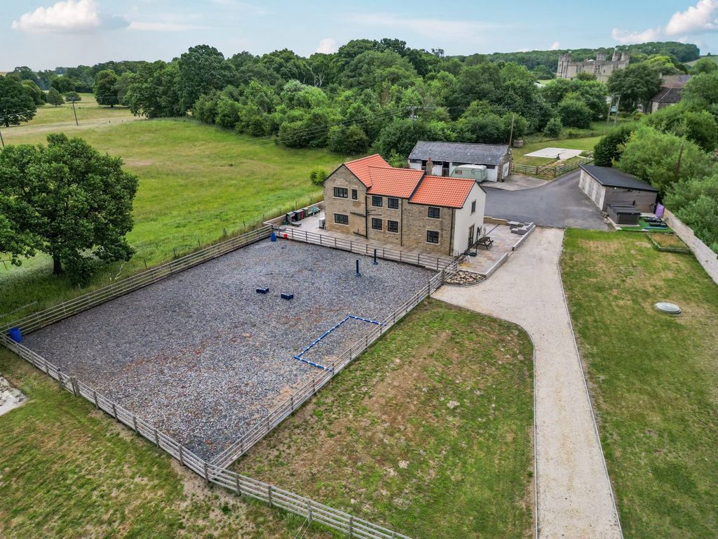 Property photo 1 of 35