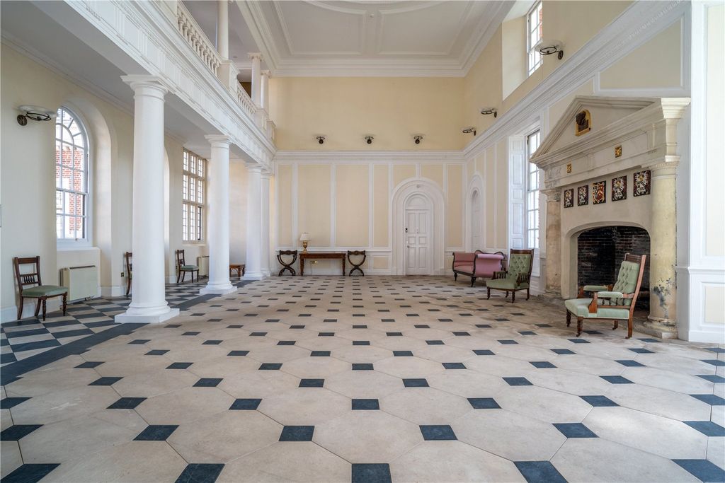Property photo 3 of 25 Grand Communal Hall