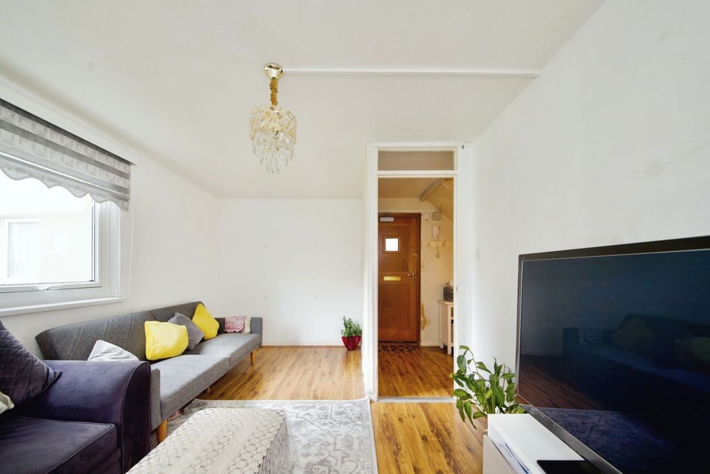 Property photo 1 of 15 Photography