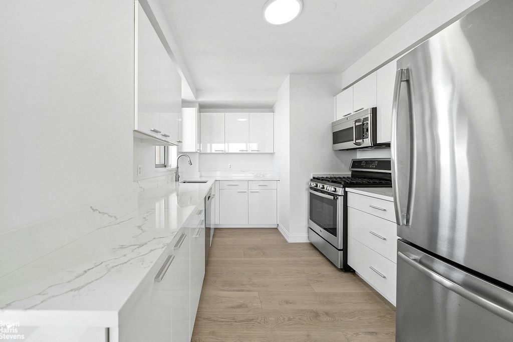 Property photo 3 of 11 <Alttext/>