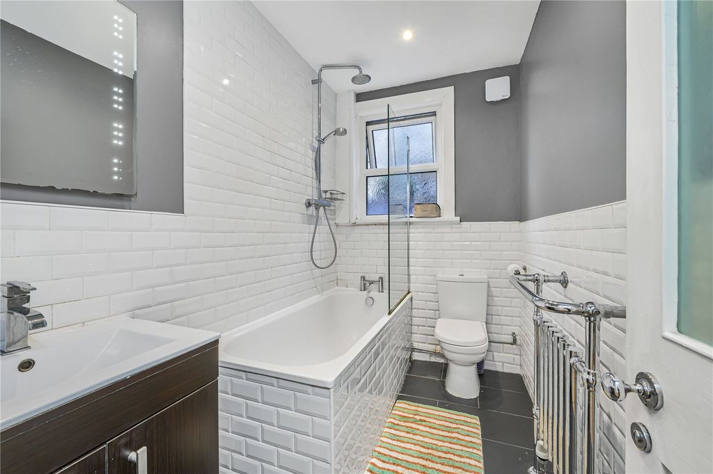 Property photo 3 of 12 Picture No. 15