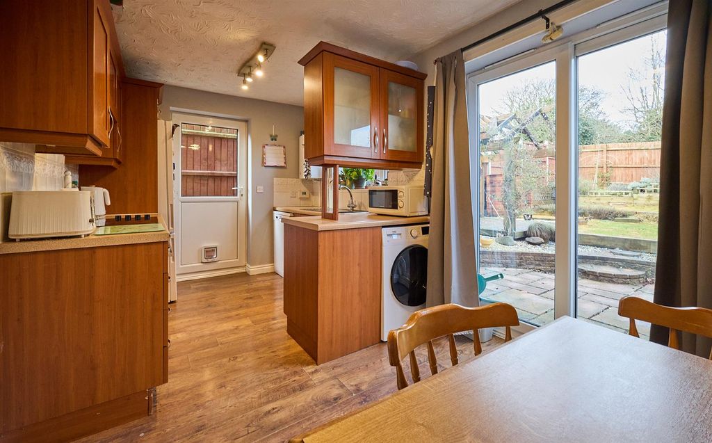 Property photo 3 of 16 Forest Rise 6.Jpg