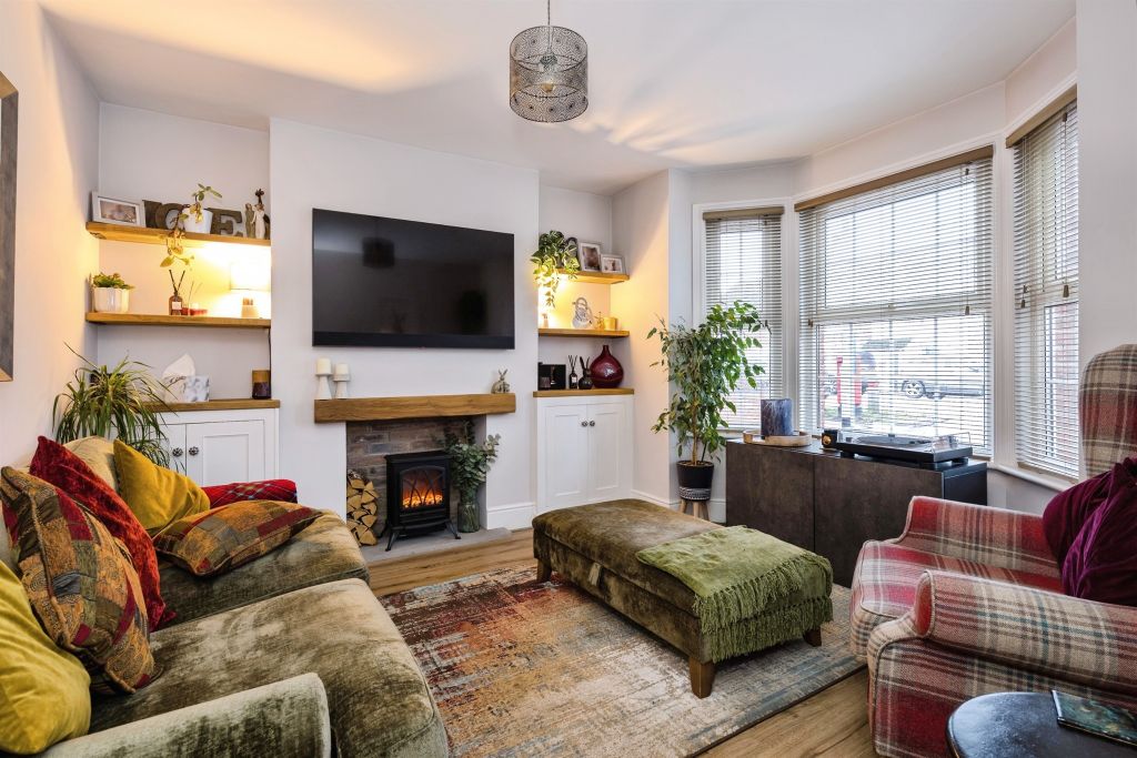 Property photo 2 of 13