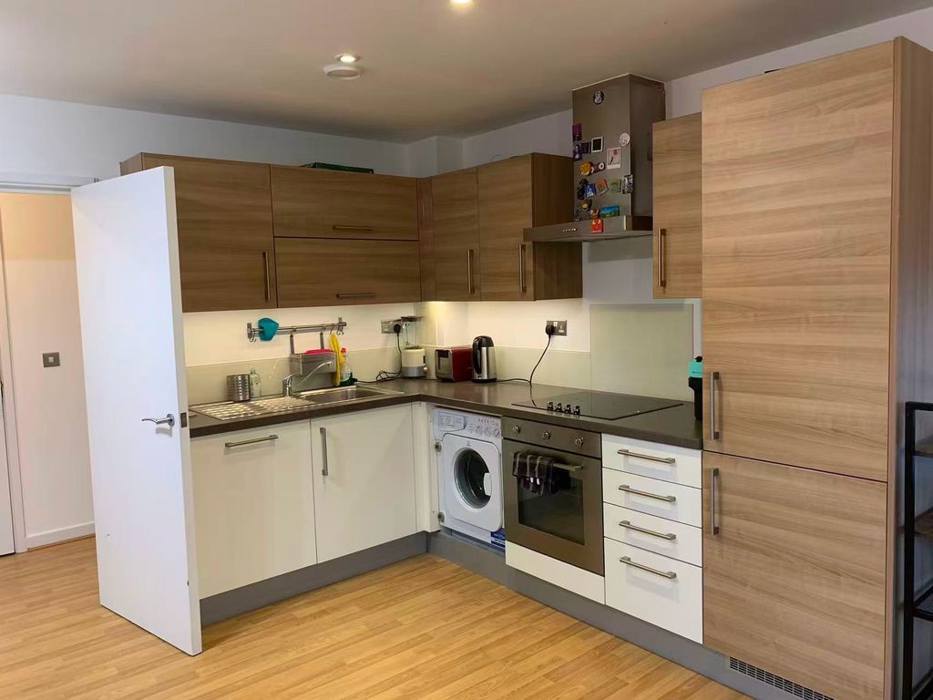 Property photo 3 of 10