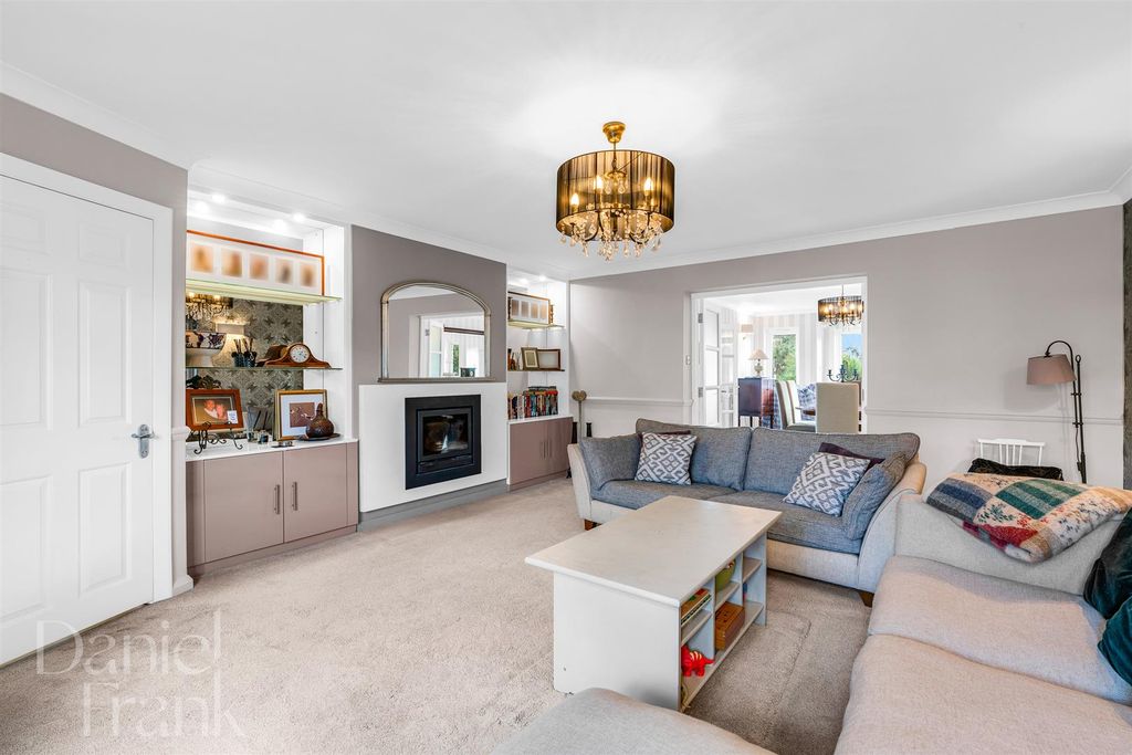 Additional image 7 of 5 bed detached house for saleTycehurst Hill, Loughton IG10