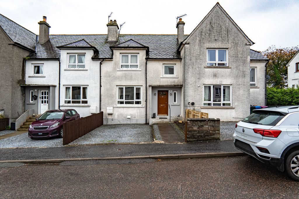 Property photo 1 of 42