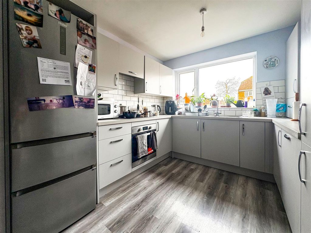 Property photo 3 of 14 Img_3728.Jpg