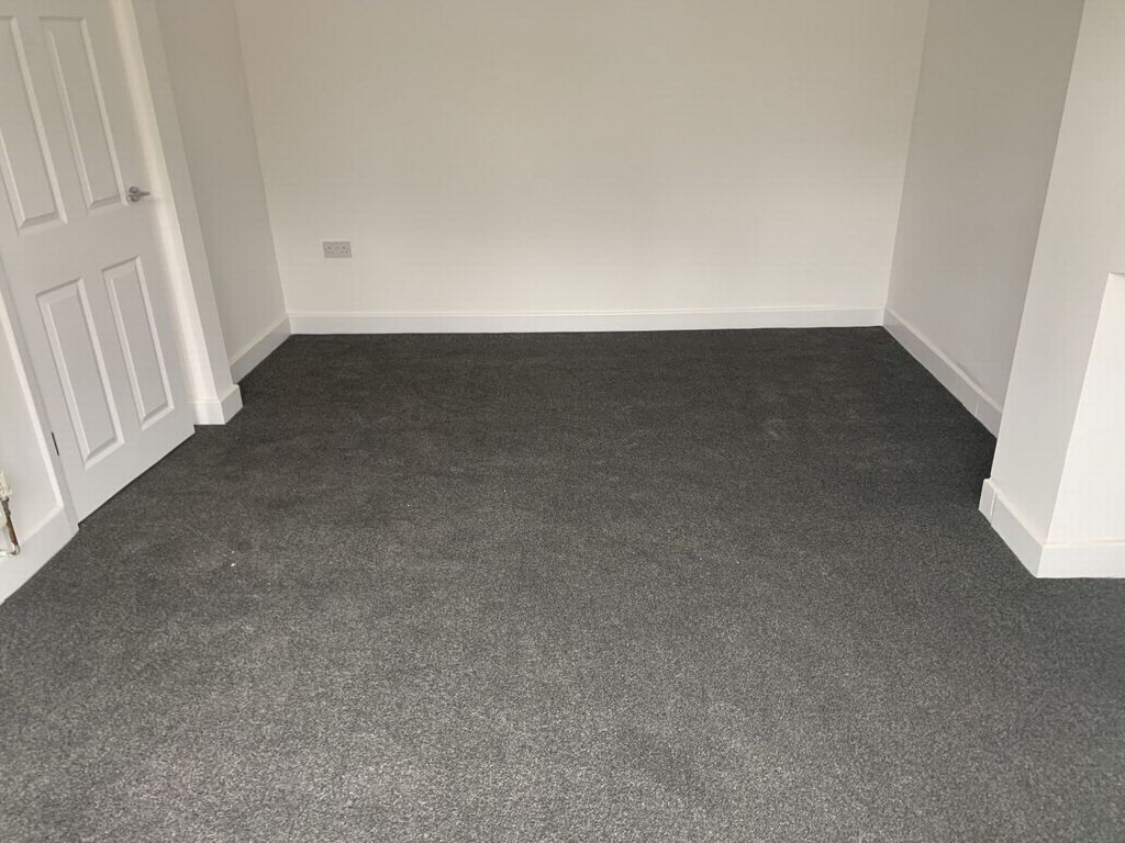 Property photo 3 of 10 Lounge