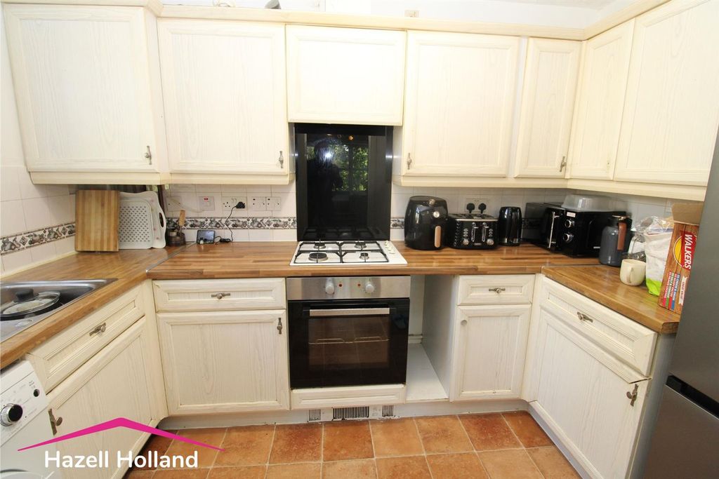 Property photo 2 of 10 Untitled Design (26).Jpg