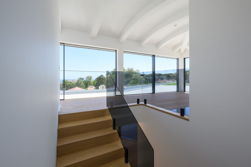 Property photo 2 of 70