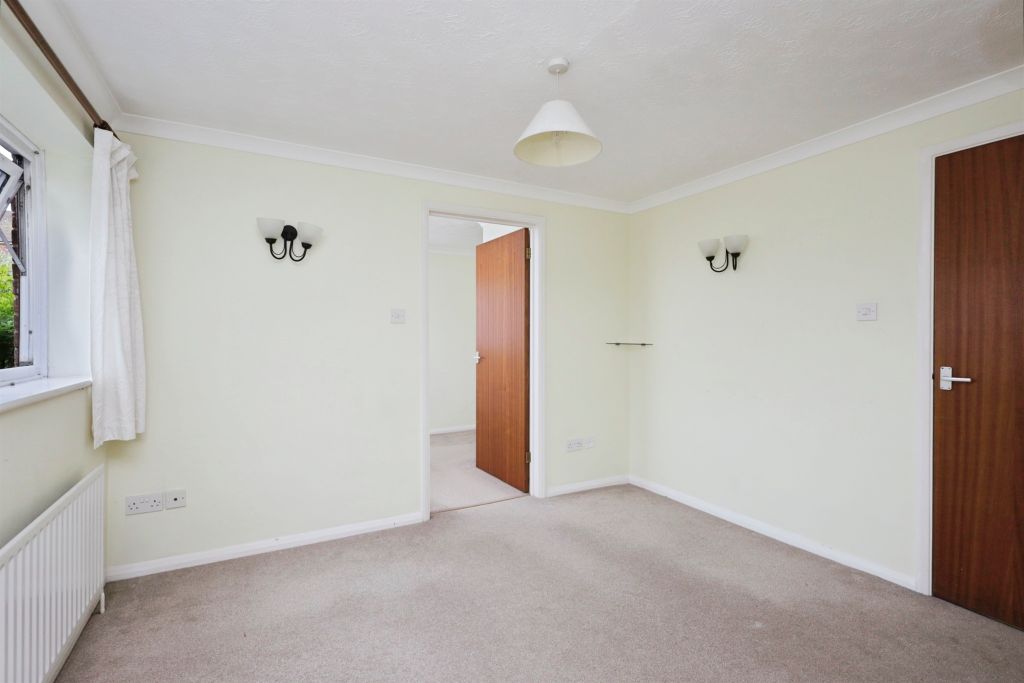 Property photo 3 of 16
