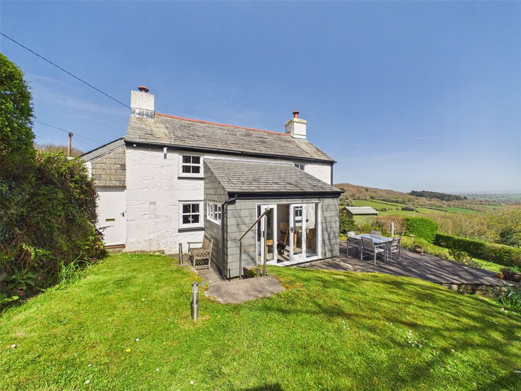 Property photo 1 of 14 Picture No. 12