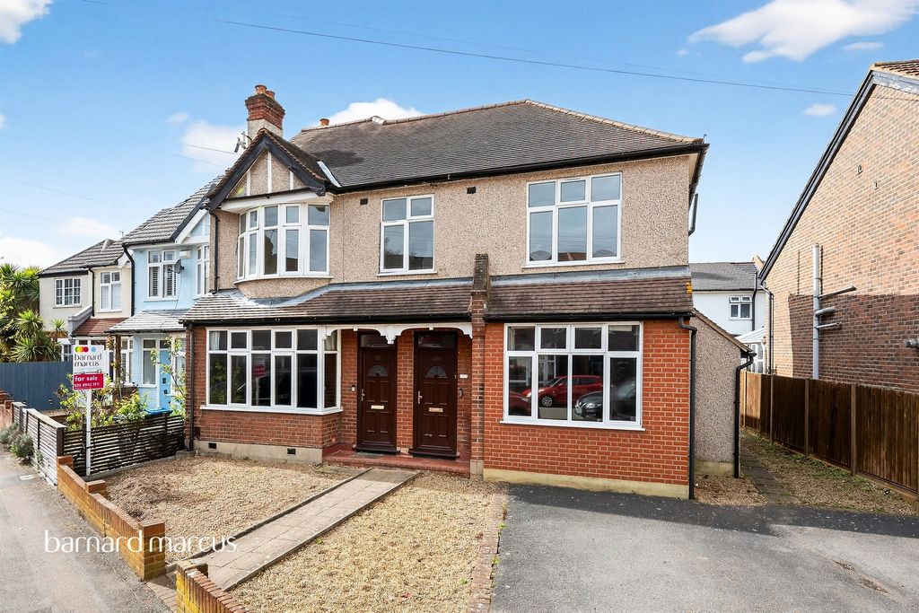 Property photo 1 of 10