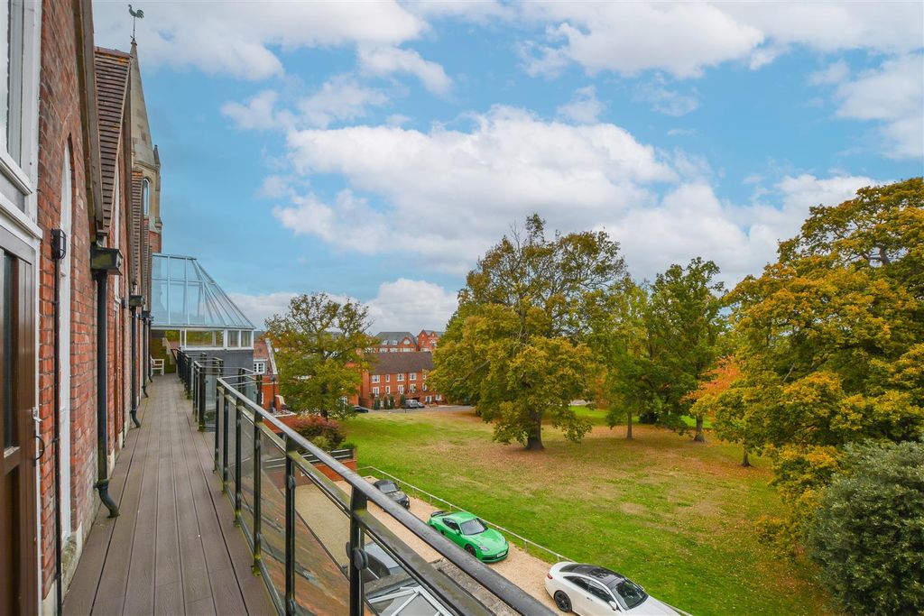 Additional image 15 of 1 bed flat for salePastoral Way, Warley, Brentwood CM14