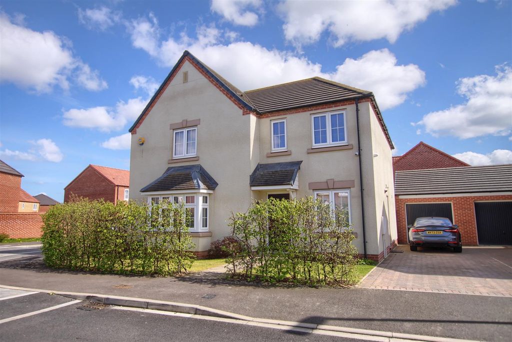 Property photo 1 of 11 By1.Jpg