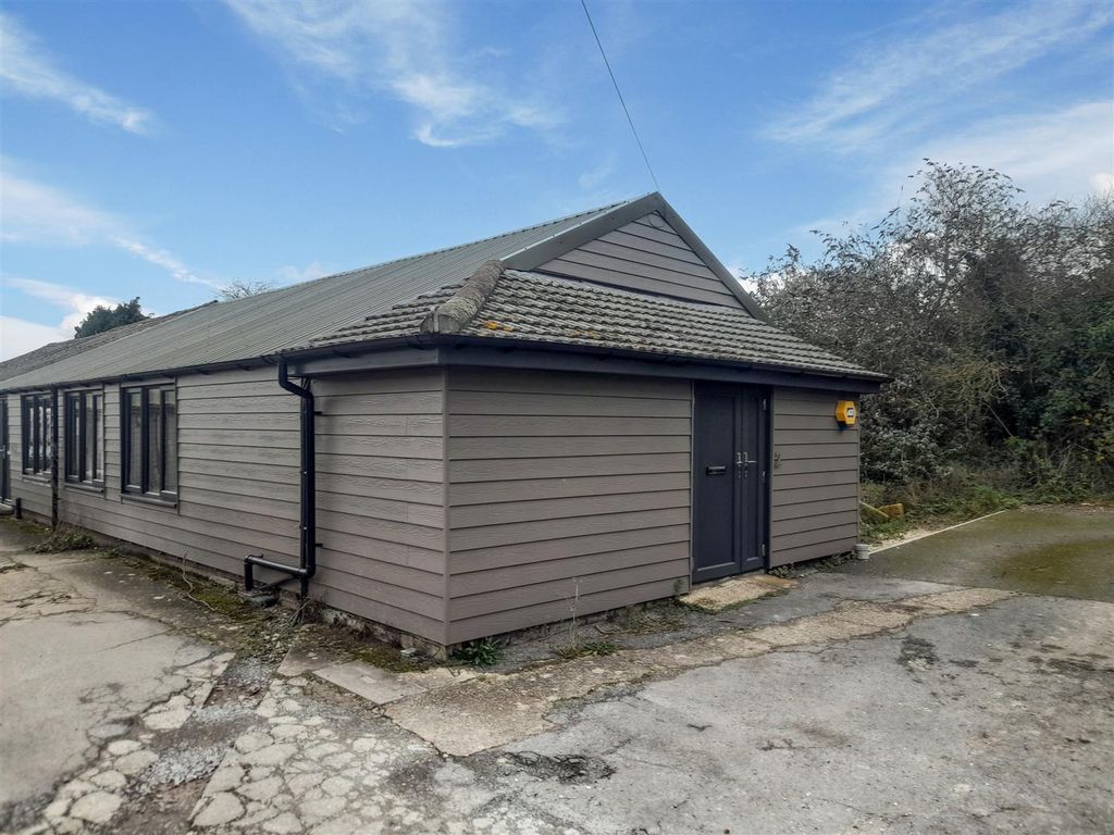 Property photo 1 of 7 External Shot.Jpg