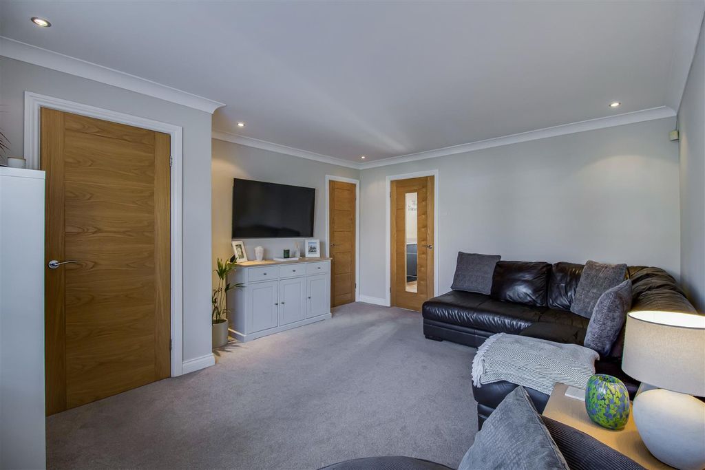 Property photo 2 of 15 Living Room