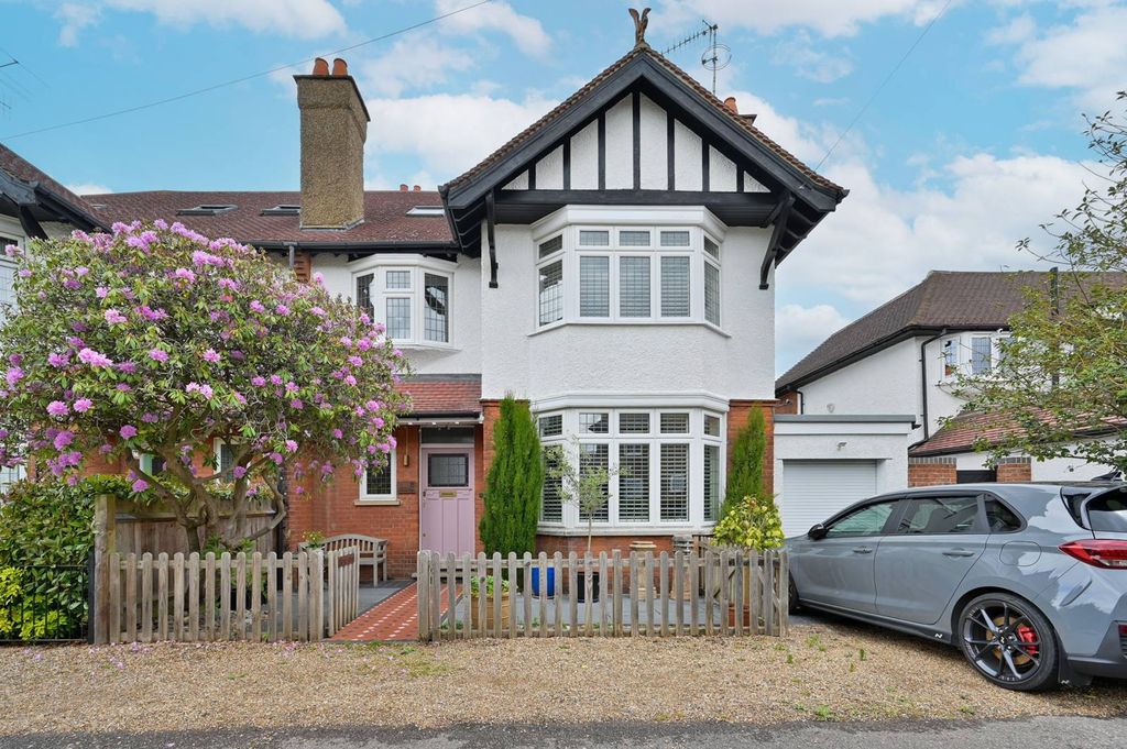 Property photo 1 of 37