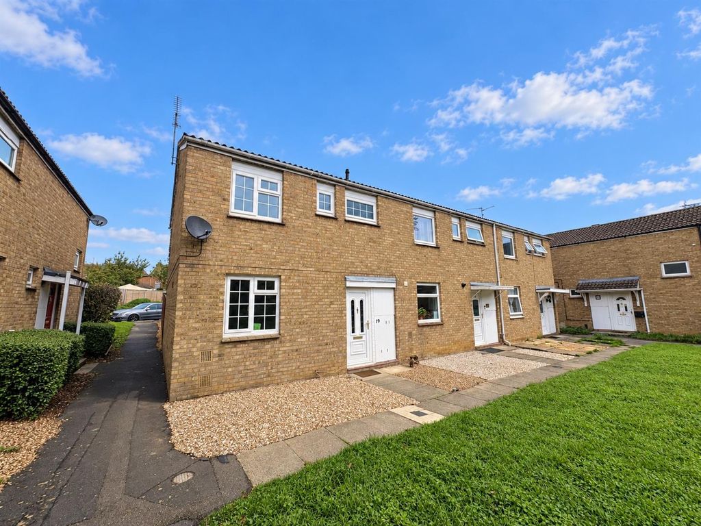 Property photo 1 of 12