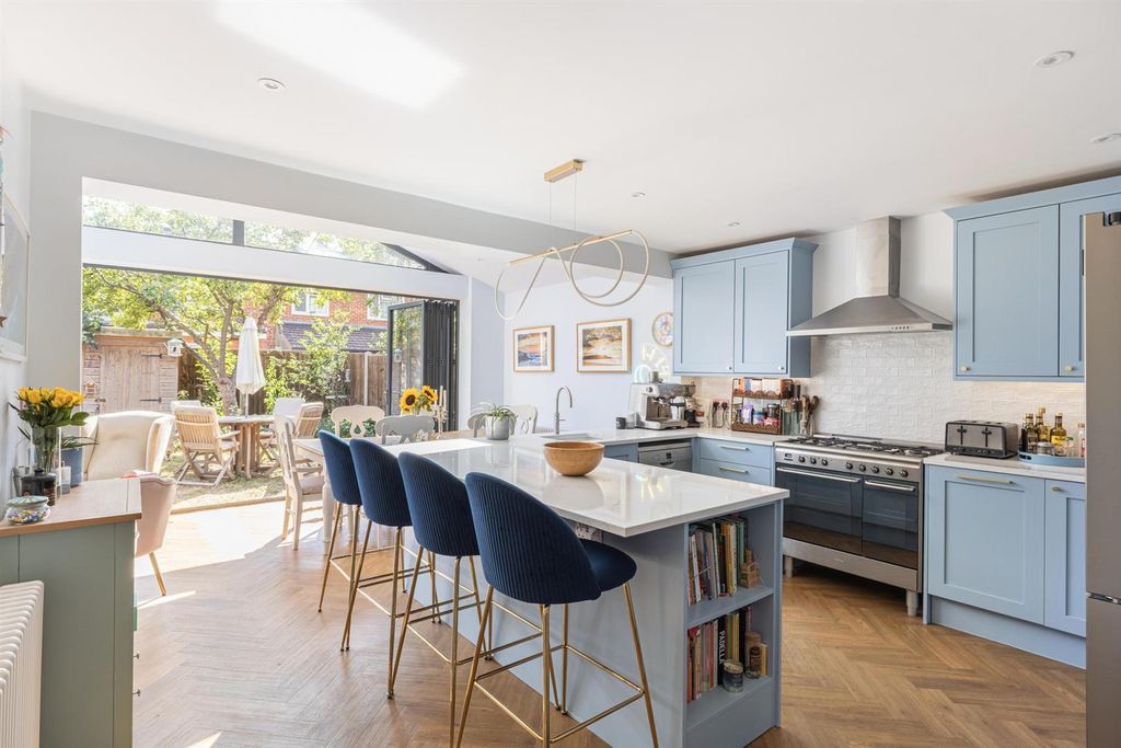 Property photo 1 of 18 Pbck9456-Hdr.Jpg