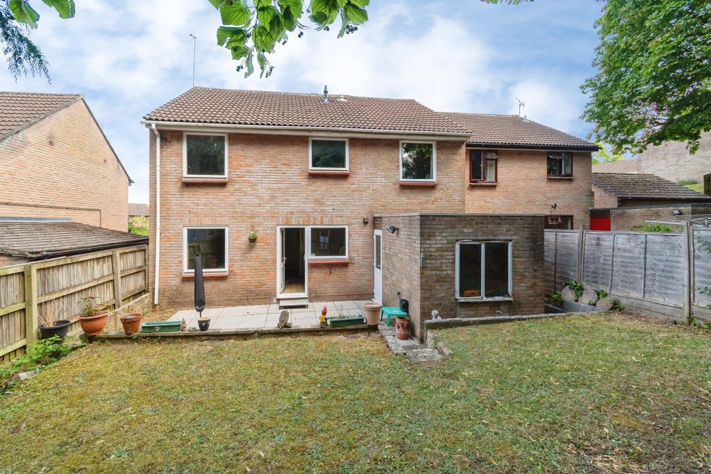 Property photo 2 of 16