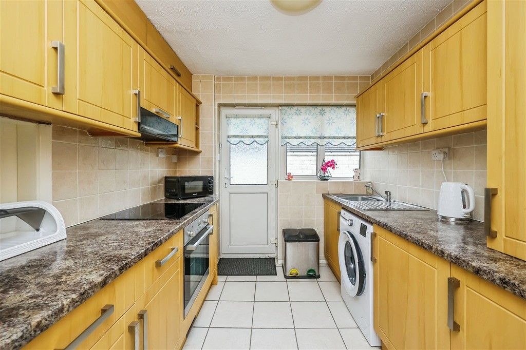 Property photo 3 of 13