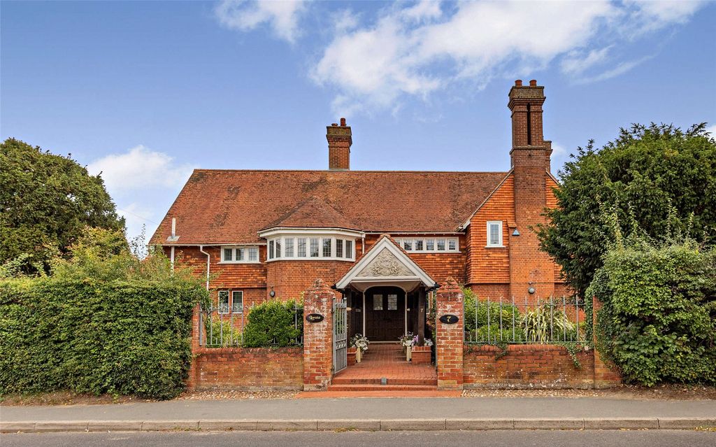 Property photo 1 of 25 Ringsfield Road