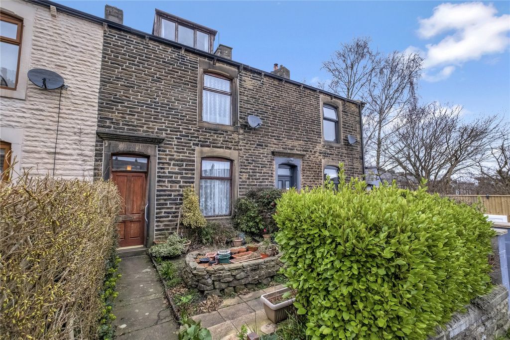 Property photo 1 of 17 Front Elevation