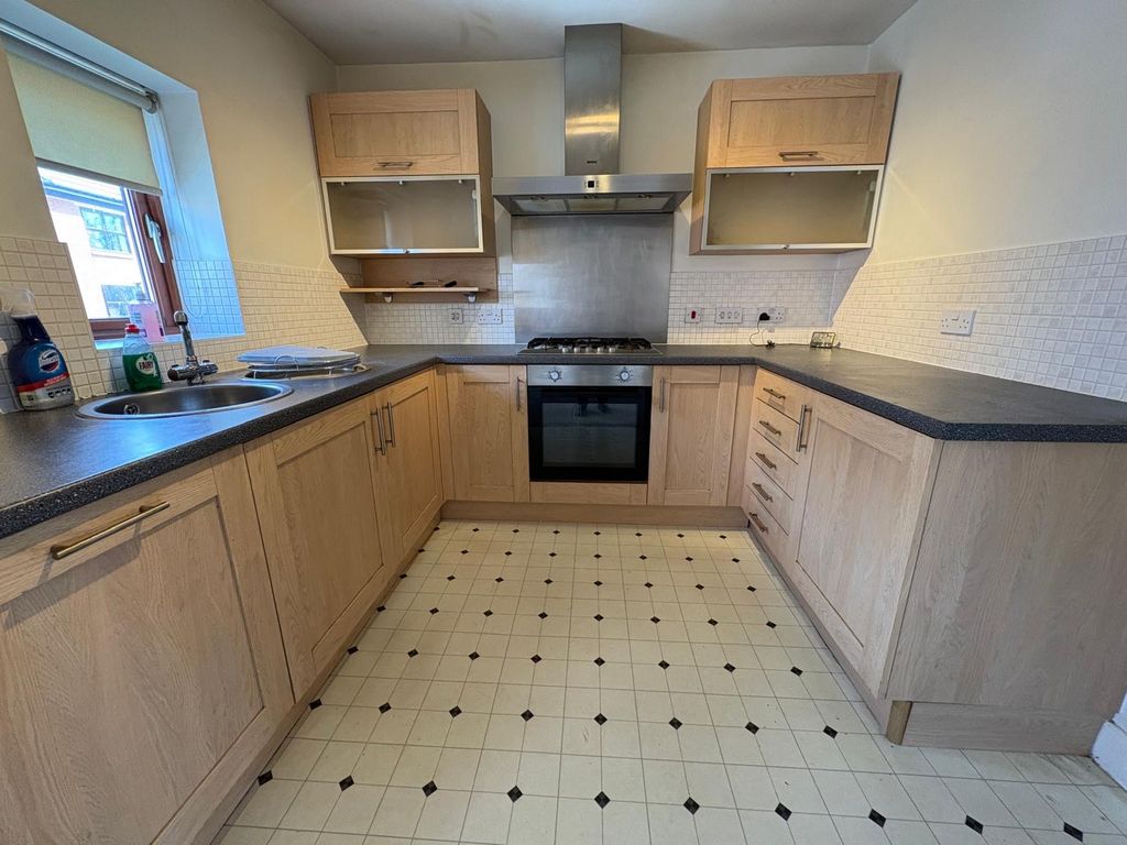 Property photo 2 of 9 Image