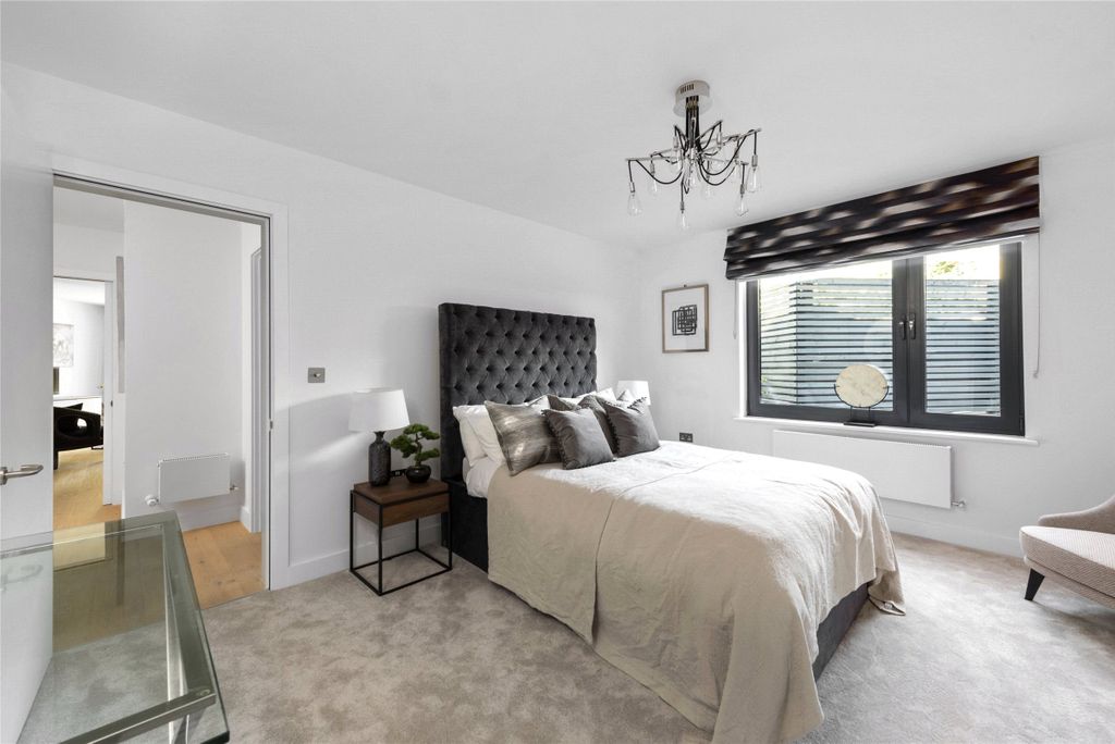 Property photo 2 of 5 Picture No. 03