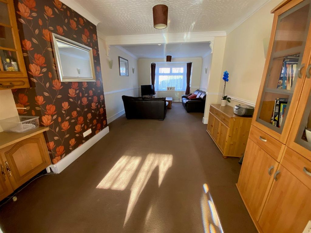 Property photo 2 of 22 Sh23.Jpg