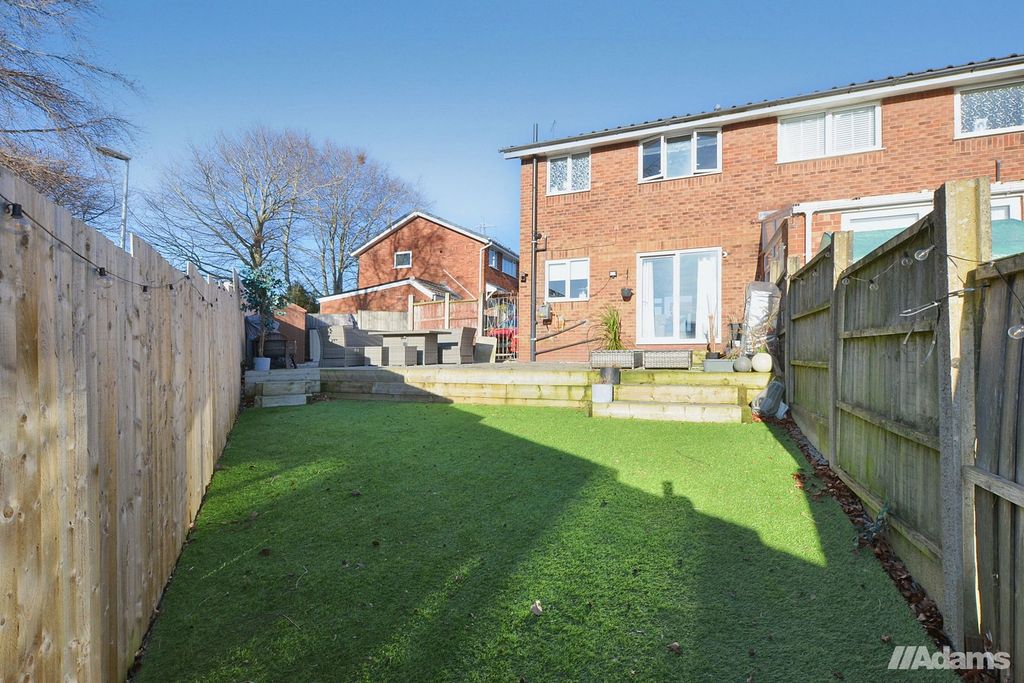 Property photo 2 of 21