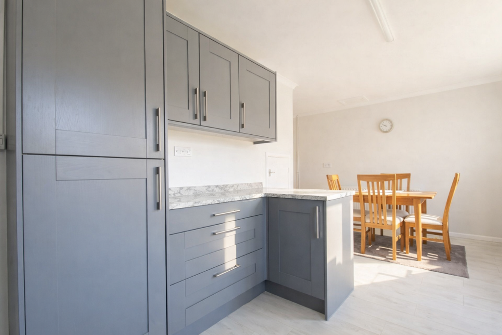 Property photo 3 of 21