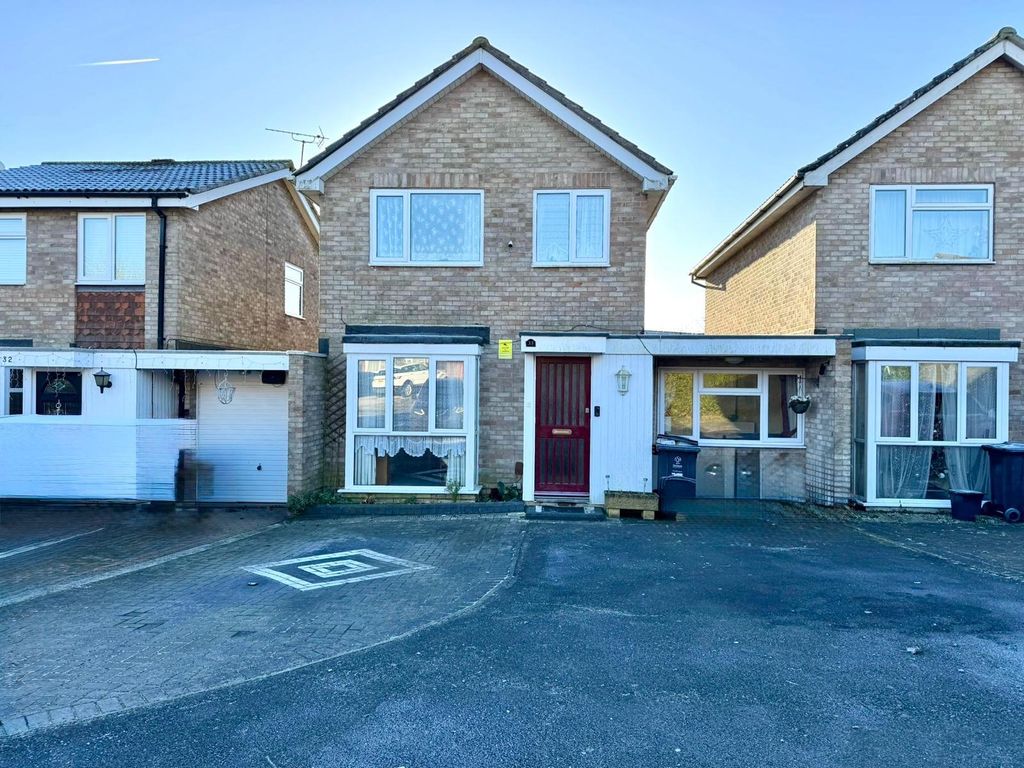 Property photo 1 of 12