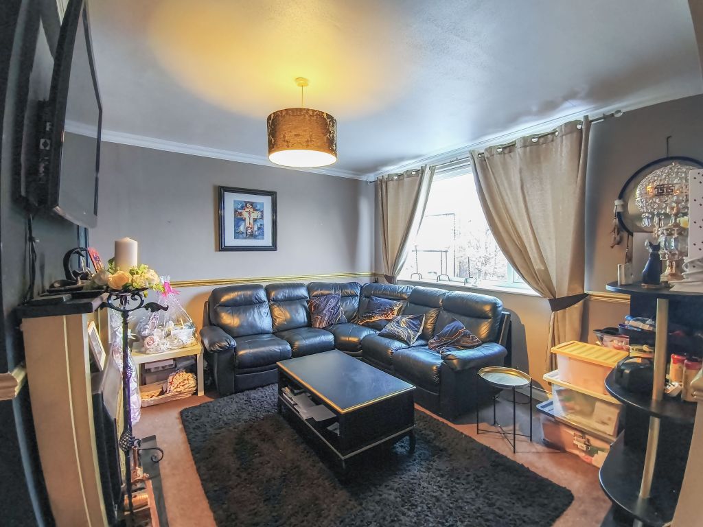 Property photo 2 of 18