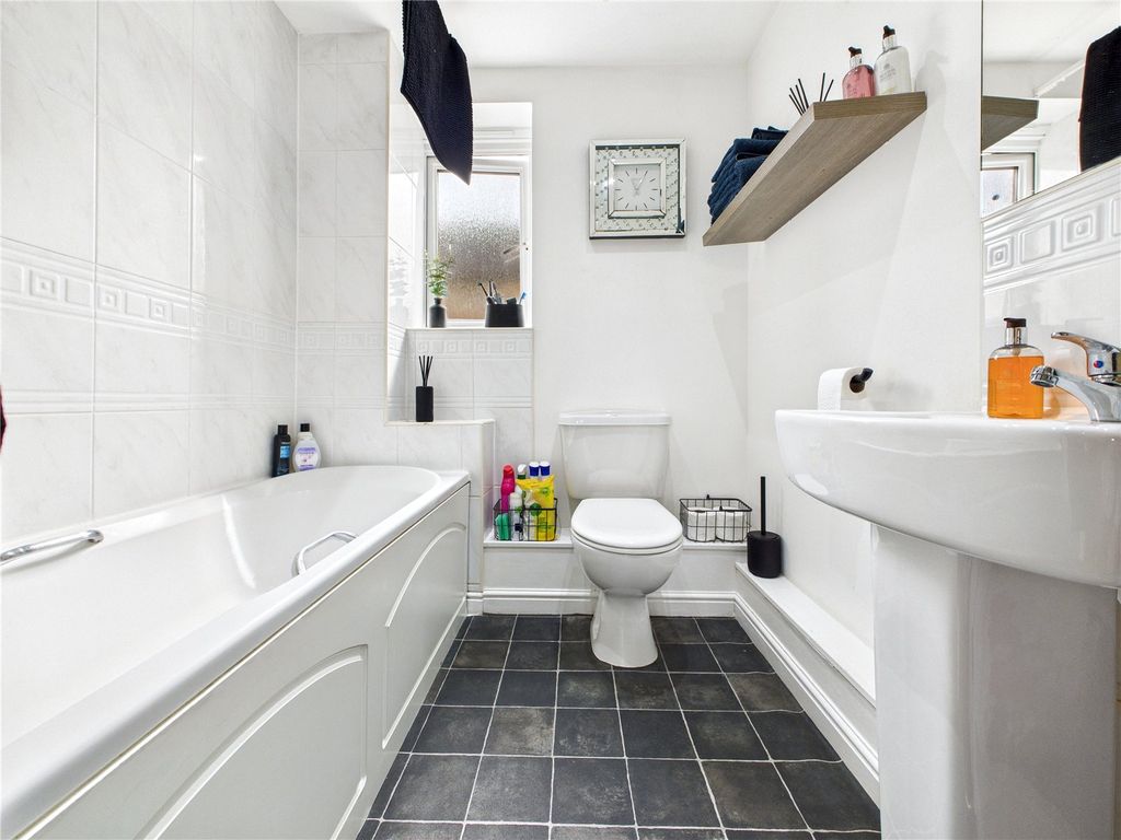 Property photo 2 of 10 2 - Image