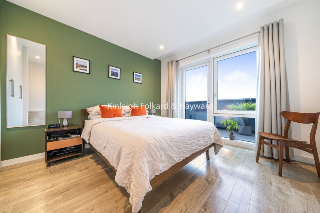 Property photo 1 of 8 c6c9d512-8Aa0-40A0-8