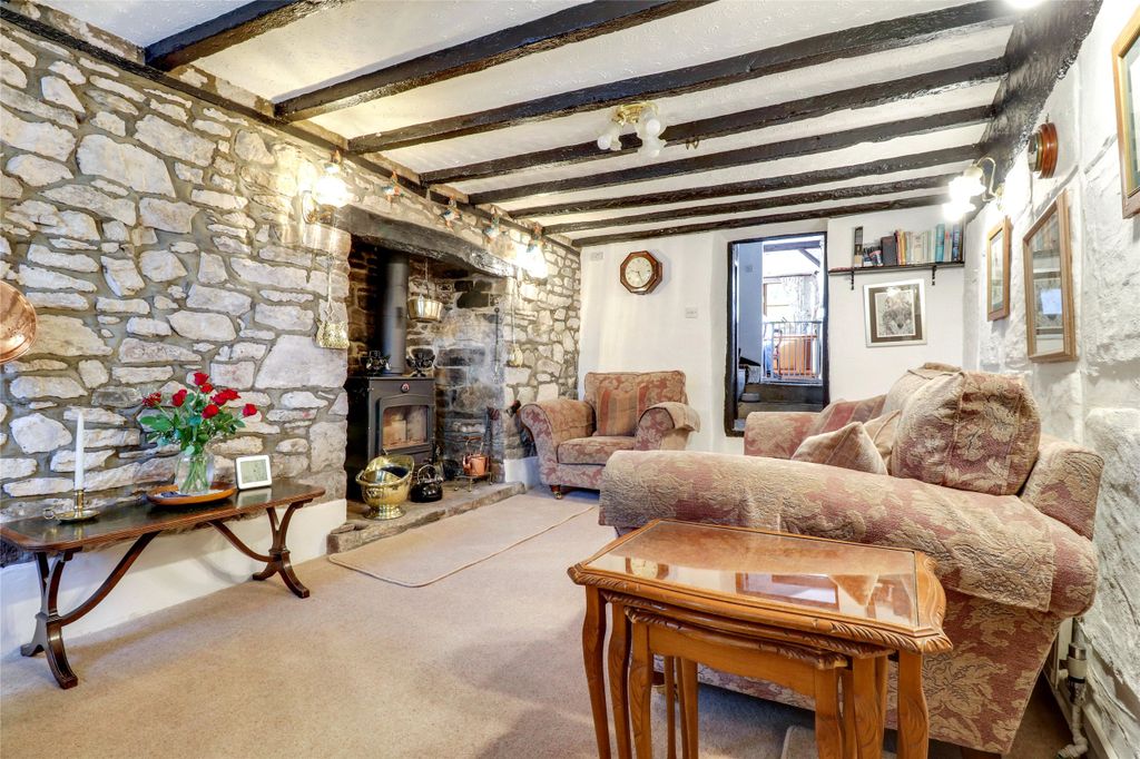 Property photo 2 of 12 Picture No. 05