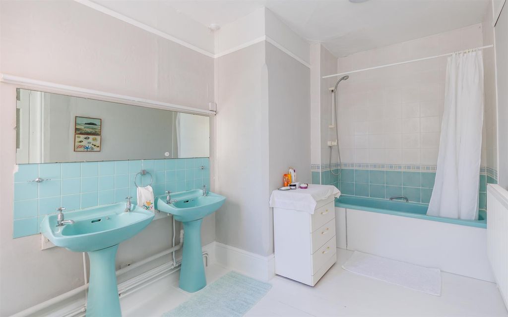 Additional image 19 of 8 bed property for saleMerstone, Isle Of Wight PO30