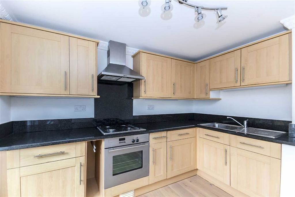 Property photo 3 of 4