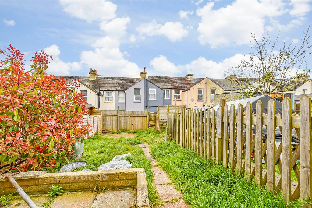 Property photo 2 of 11 Rear Garden