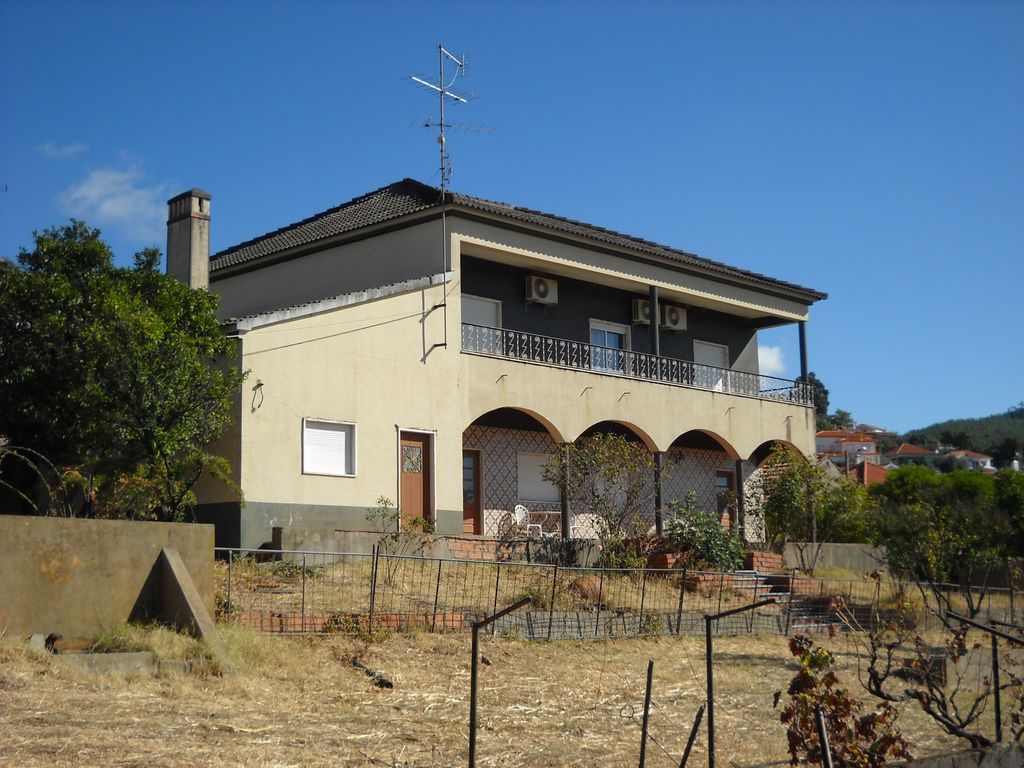 Property photo 1 of 13