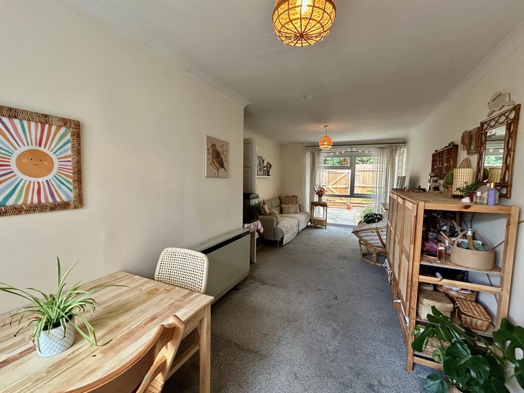 Property photo 3 of 13 Living Diner Area