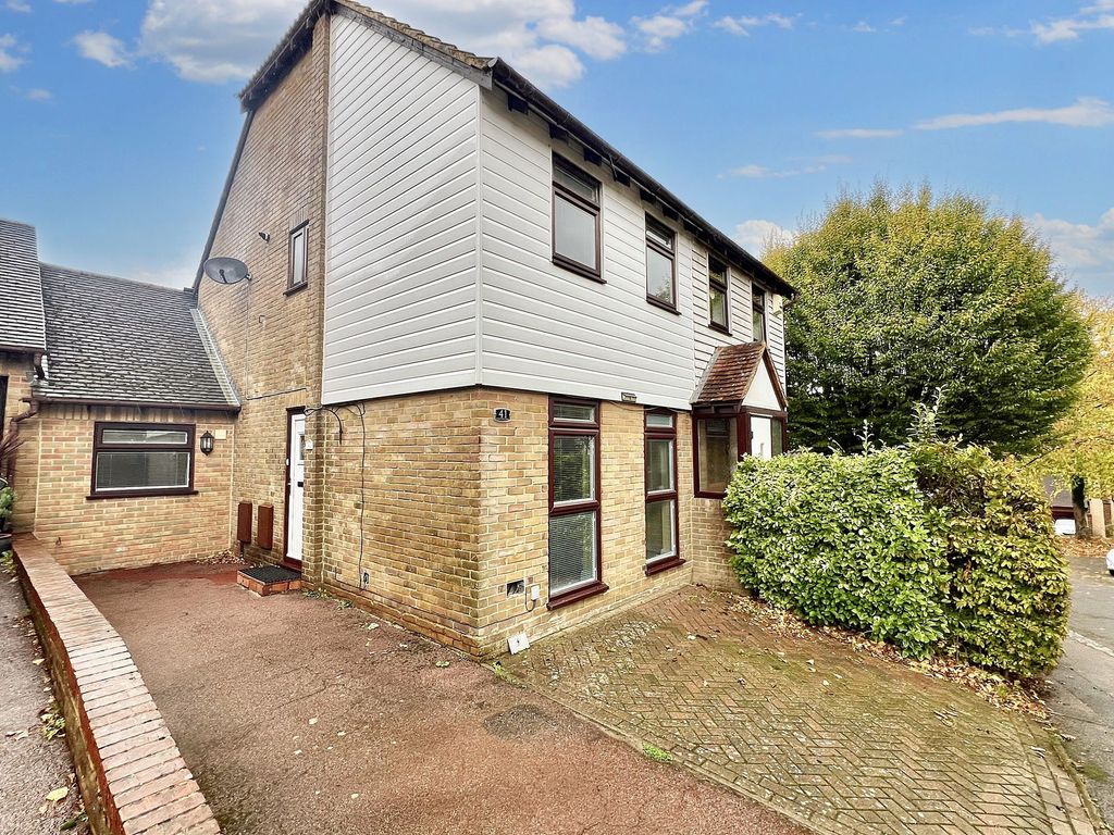 Property photo 1 of 15