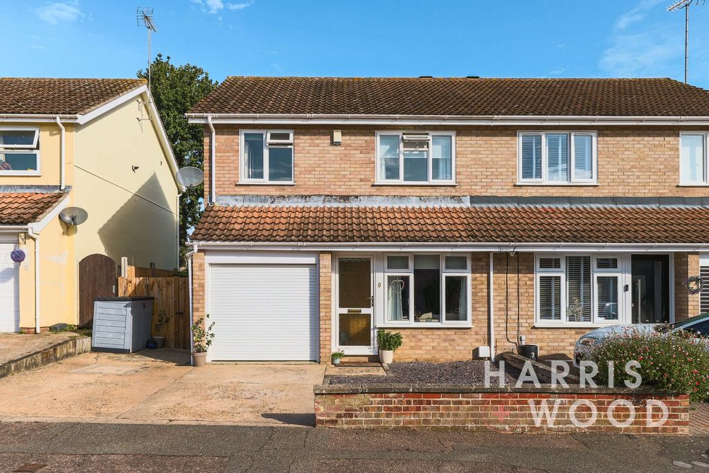 Property photo 1 of 32 4519240
