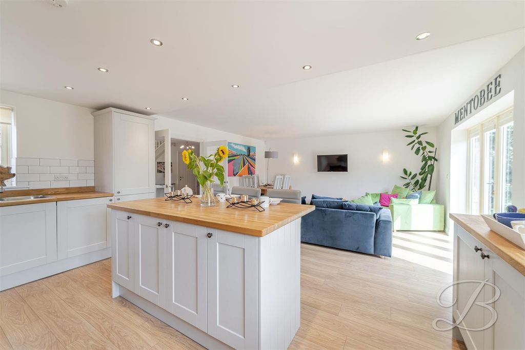 Property photo 3 of 46 Ccltd-22.Jpg