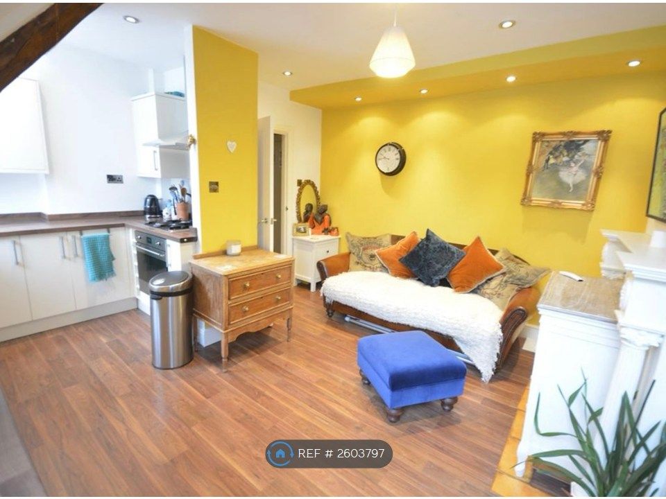 Property photo 3 of 10 Open Plan Living