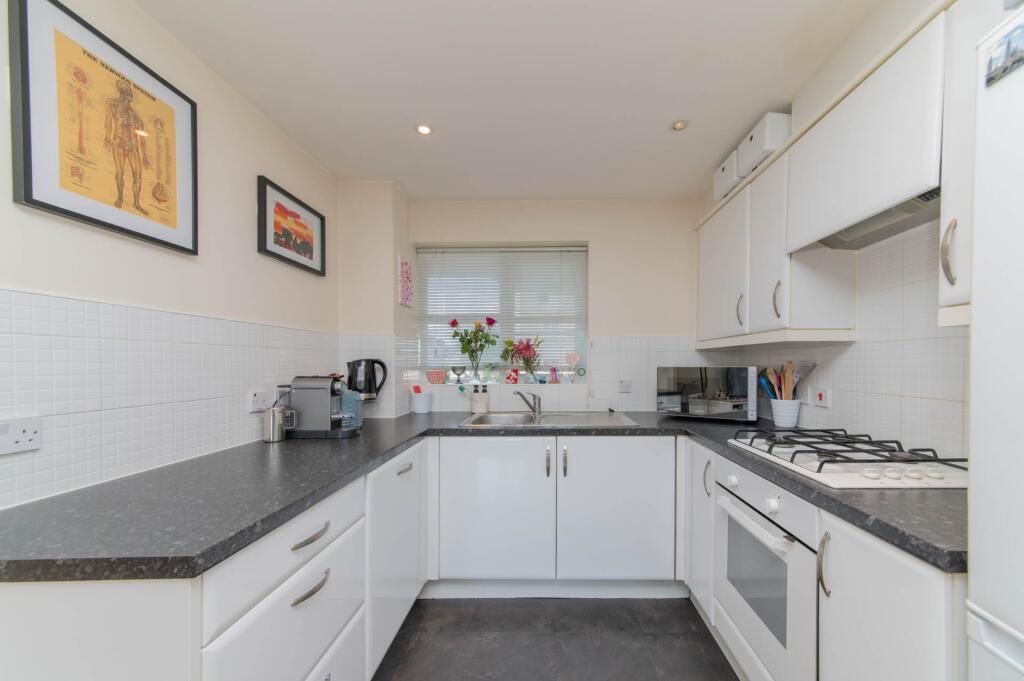 Property photo 1 of 8 8322F83A-d2A3-48d8-B446-F7B7863F5627.Jpg