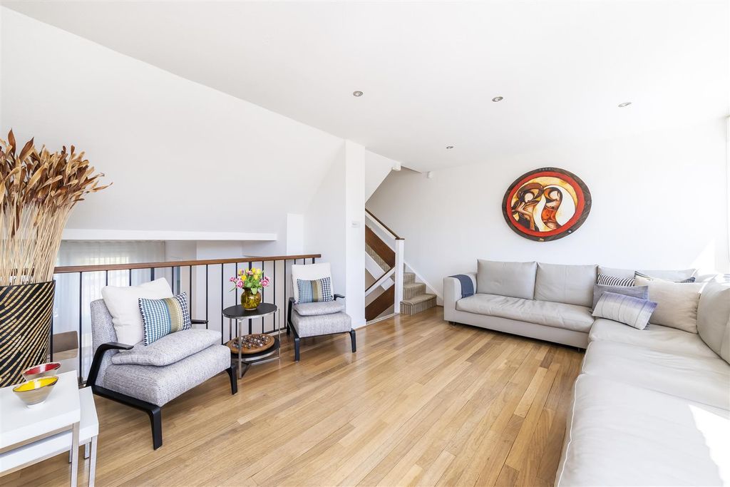 Property photo 2 of 20 Helliwell &amp; Co