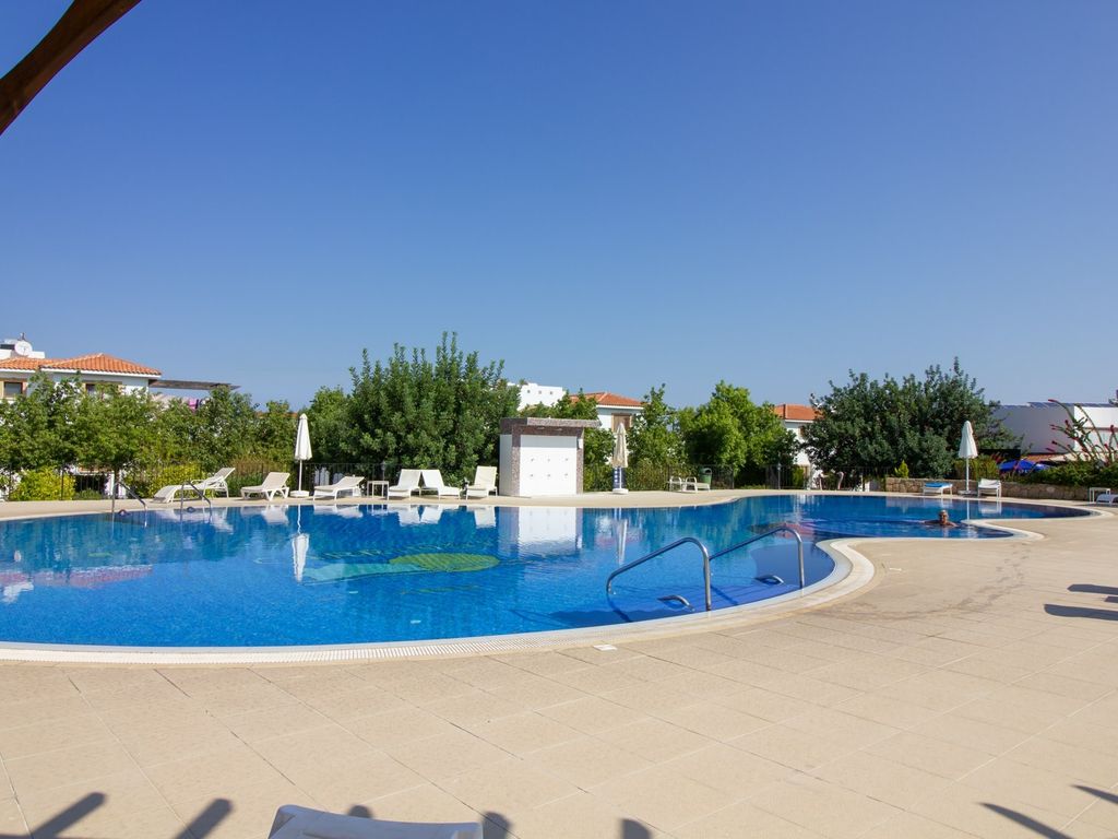Property photo 2 of 25 3 Bedroom Ground Floor Resale Apartment + Fully Furnished + Swimming Pools + Communal Gardens & Amenities + Walking Distance To The Sea + Title Deed In The Owner\U2019S Name VAT Paid Image No 2